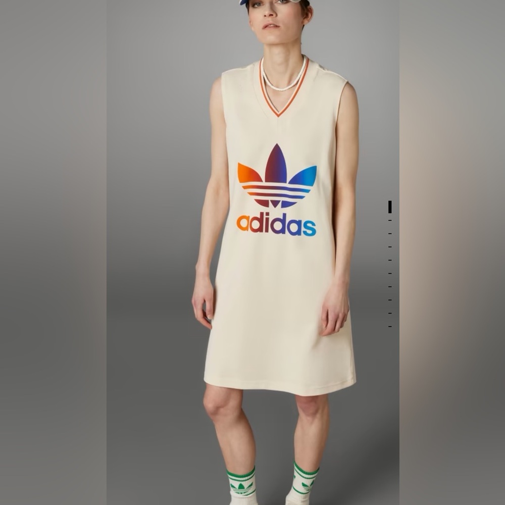 Adidas Adicolor 70s V-Neck Dress